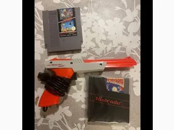 Nintendo NES Zapper, Mario Bros/Duck Hunt och To The Earth