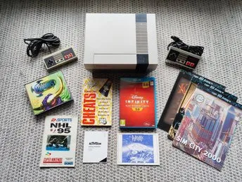 *STORSTÄDNING SE HIT!* Blandpaket med defekt NES konsol m.m