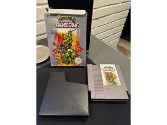 Teenage Mutant Hero Turtles II The Arcade Game (NES)
